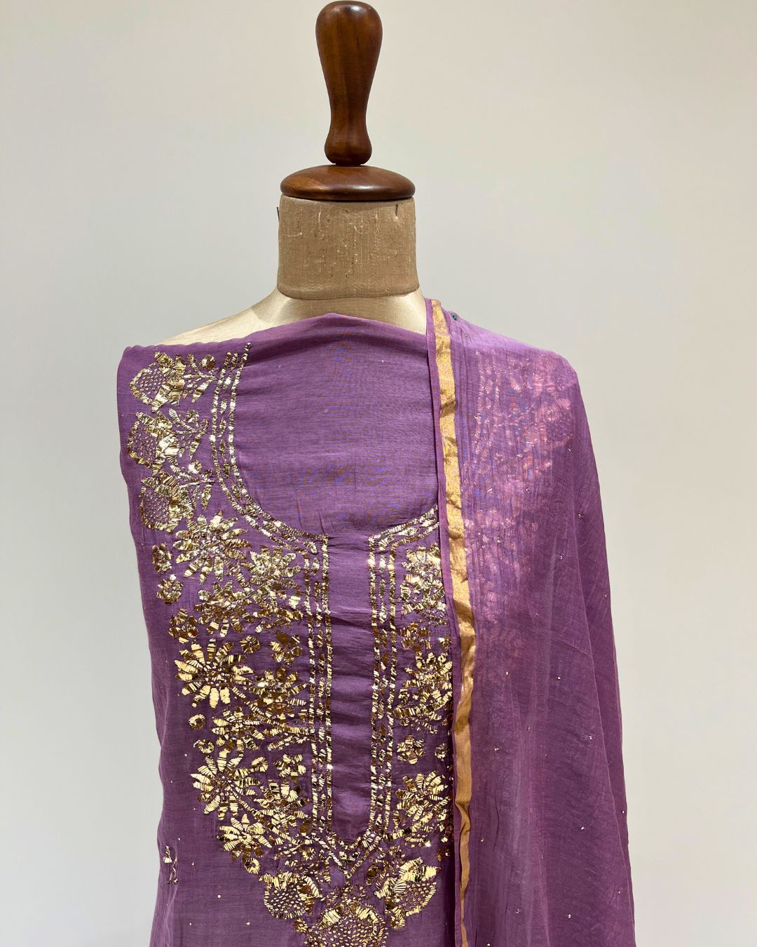 Mul Chikankari Unstitched 2pc Suit - Chive Blossom