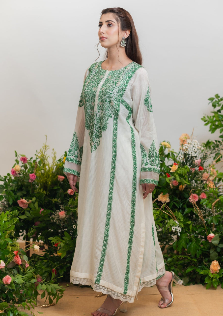 Women's Chikankari Maheshwari Mul Chanderi Kurta And Pant  Set White and green - SC247986