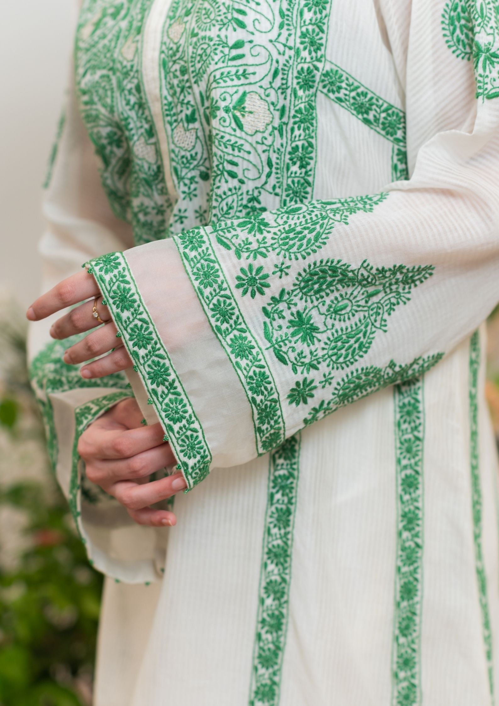 Women's Chikankari Maheshwari Mul Chanderi Kurta And Pant  Set White and green - SC247986