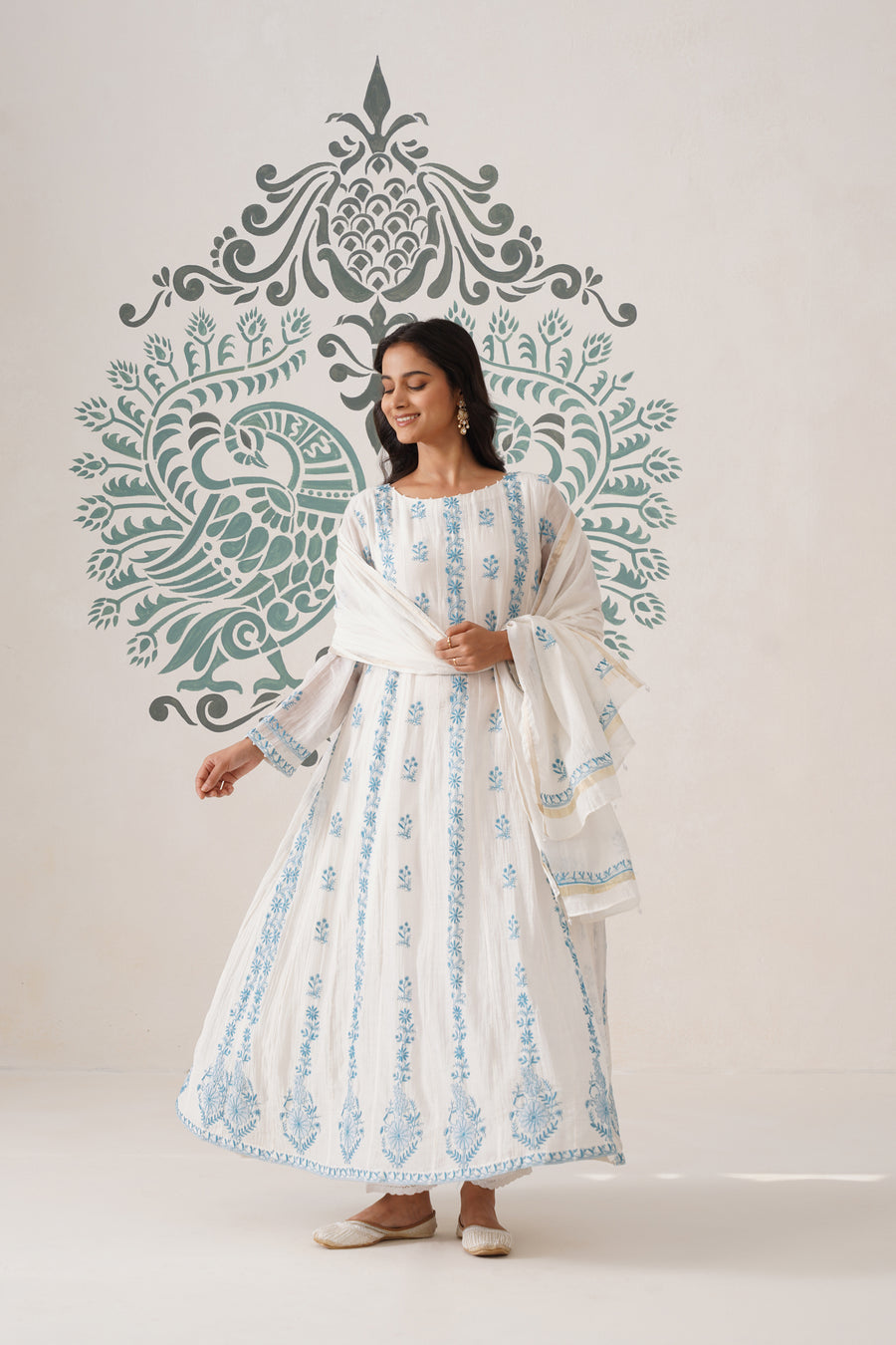 Mul Chanderi Chikankari 3pc Suit - white and blue