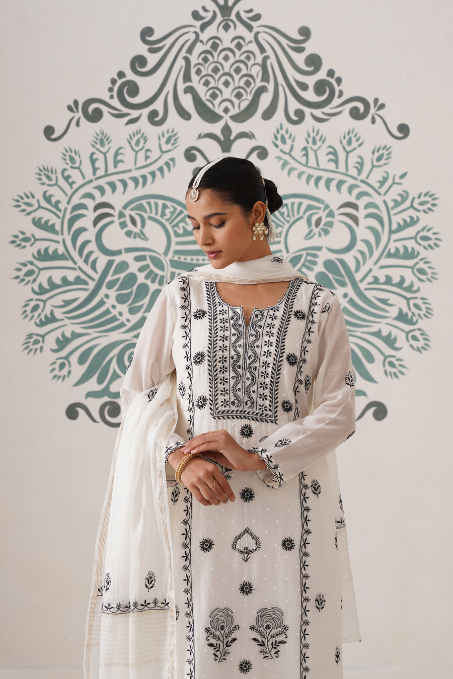 Chikankari Mul Chanderi 3pc Suit - White and Black