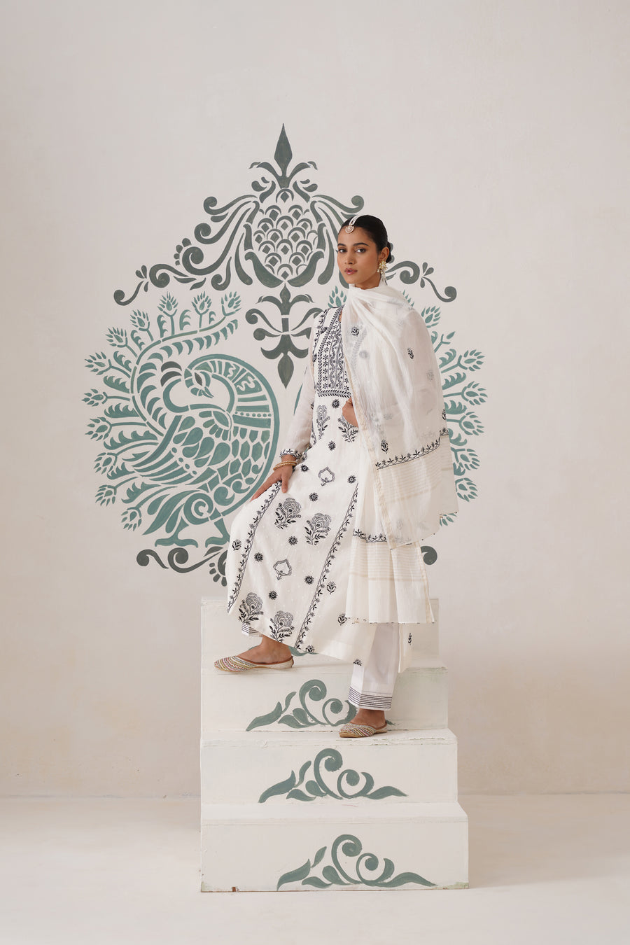 Chikankari Mul Chanderi 3pc Suit - White and Black