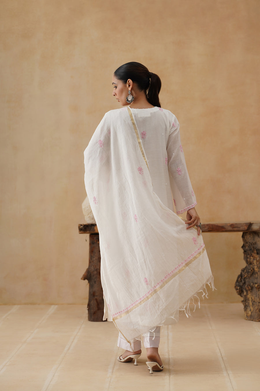 Mul Chikankari 3 pc Suit - White and Pink