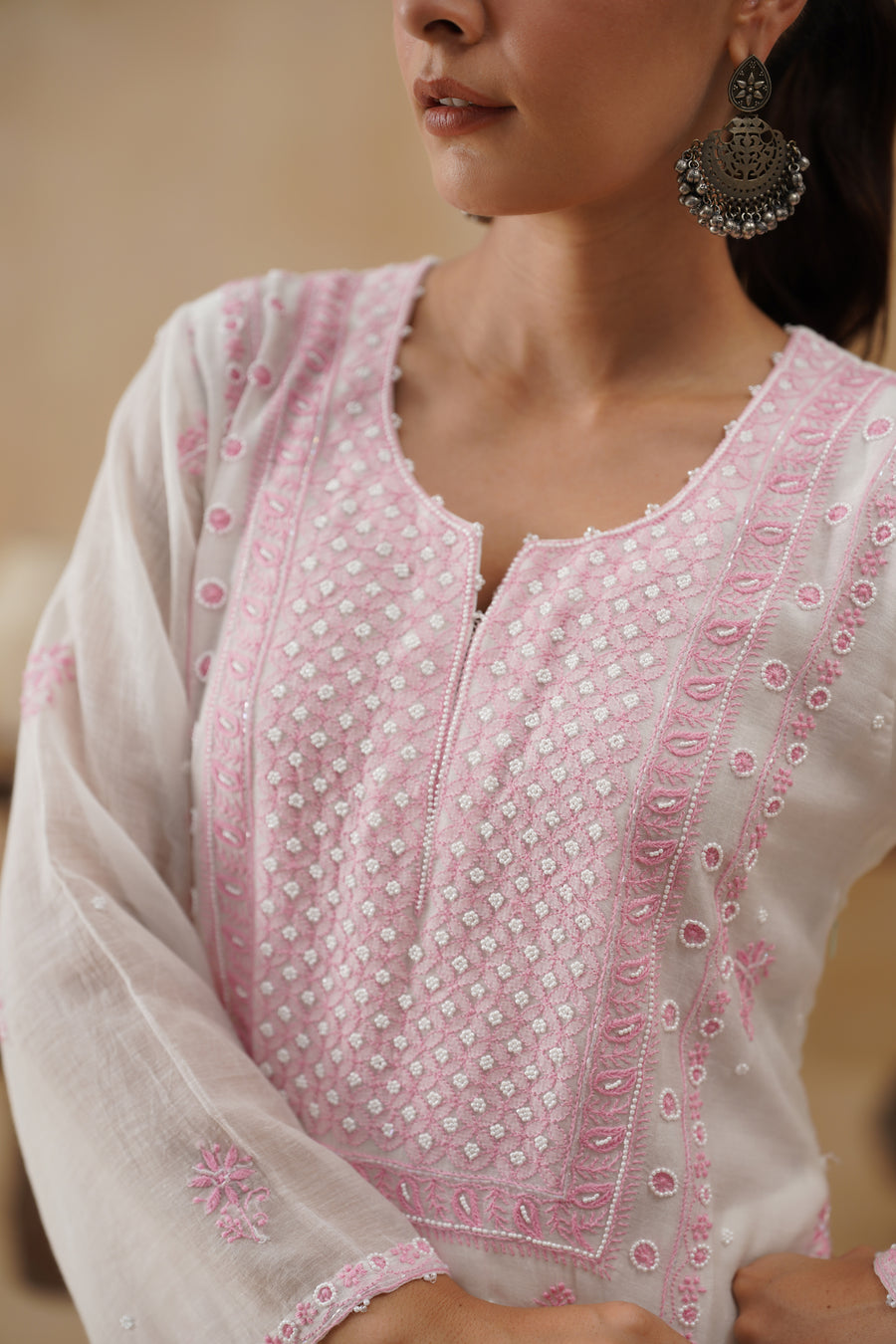 Mul Chikankari 3 pc Suit - White and Pink