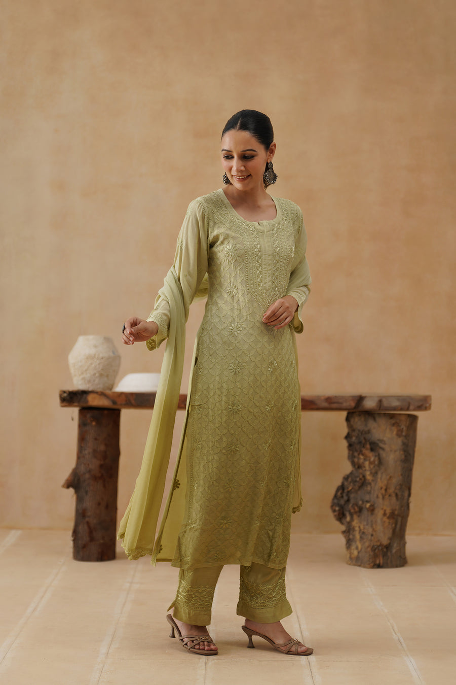 Mul Chikankari 3 pc set - Light Olive
