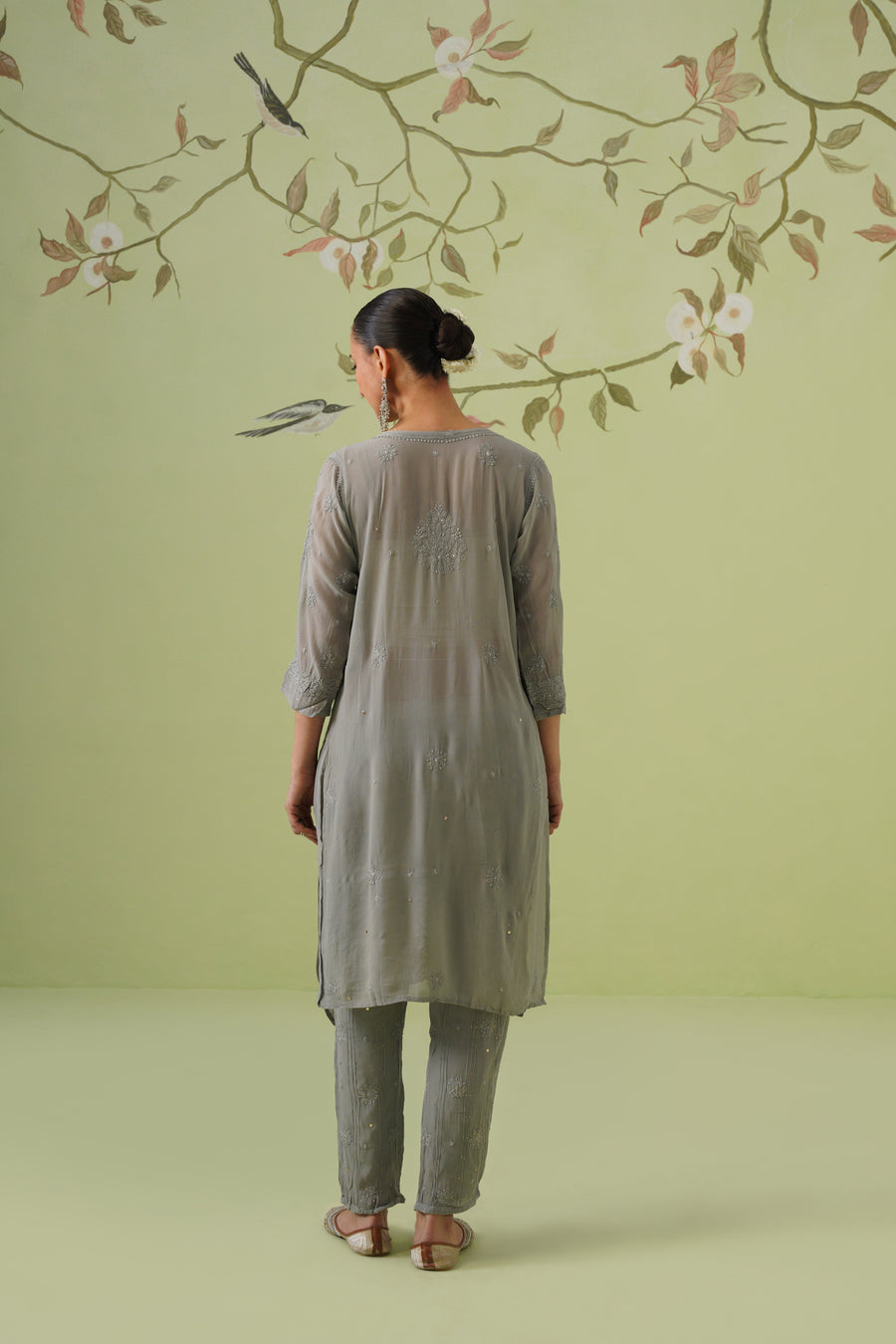 Viscose Chikankari Kurta Pant Set - Grey