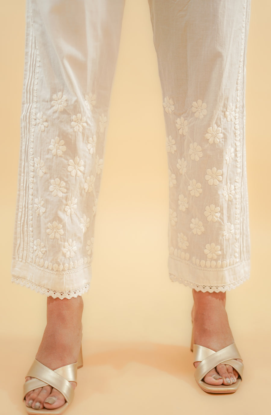 Chikankari straight trouser- SC113877