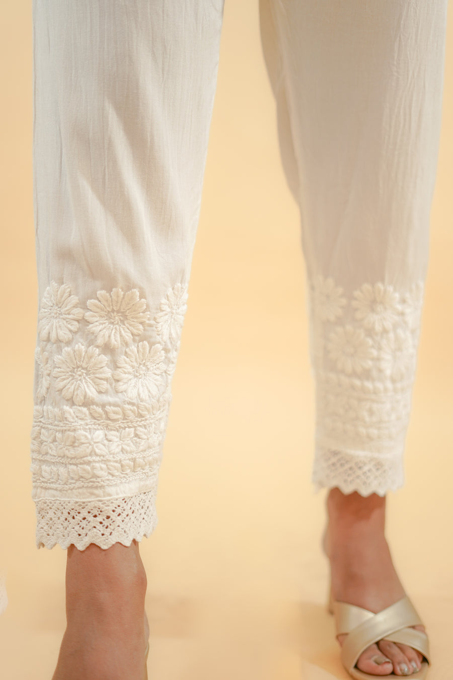 Chikankari straight pants with floral motif - SC114184